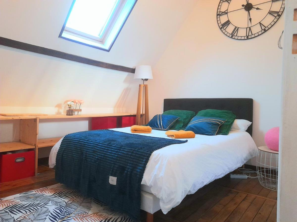 Le Nid D'Hirondelles - Appartement De Caractere Hypercentre Au Calme Бурж Экстерьер фото
